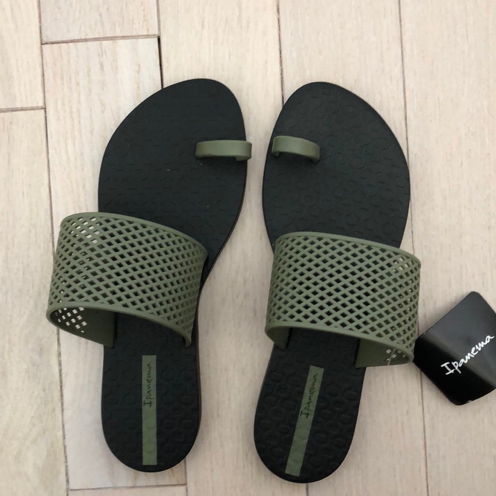 Impanema sandals